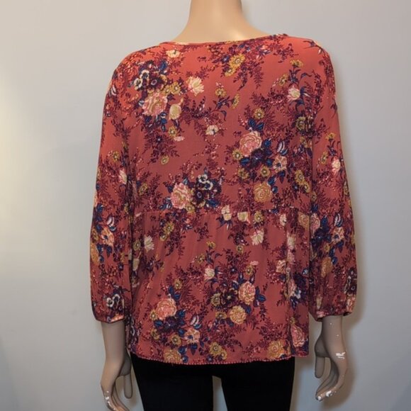 3/$20 American Eagle Floral Keyhole Flowy Blouse Boho Fall Long Sleeve AEO - Picture 8 of 13